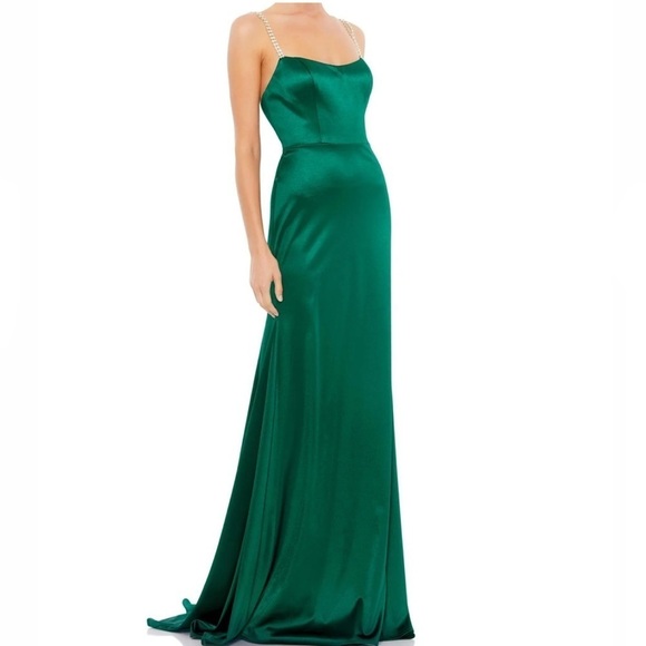 Mac Duggal Dresses & Skirts - IEENA FOR MAC DUGGAL Emerald Satin Sheath Gown with crystal straps 10 NWOT